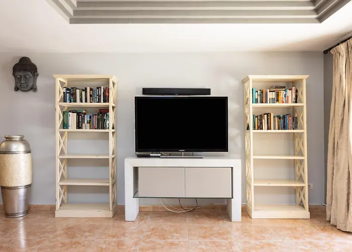 Luxurious 1,5 Kilometers From * 阿德耶