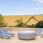Villa Luxurious 1,5 Kilometers From