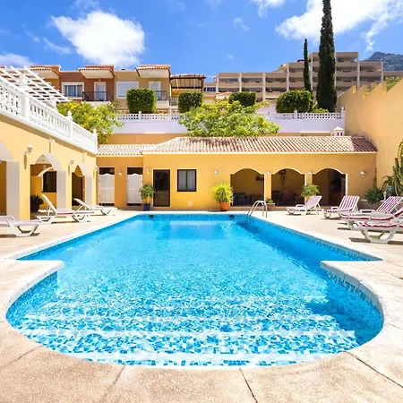 Villa Luxurious 1,5 Kilometers From *