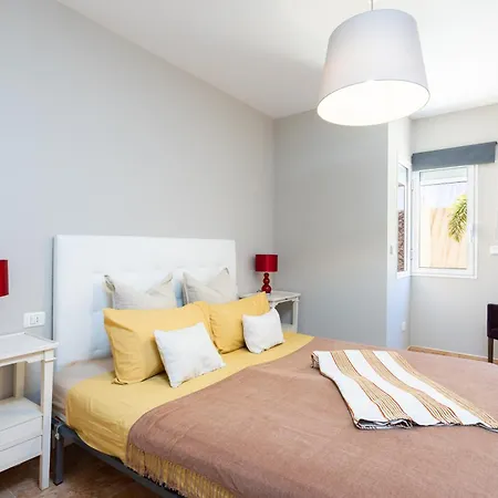 Luxurious 1,5 Kilometers From * Costa Adeje (Tenerife)