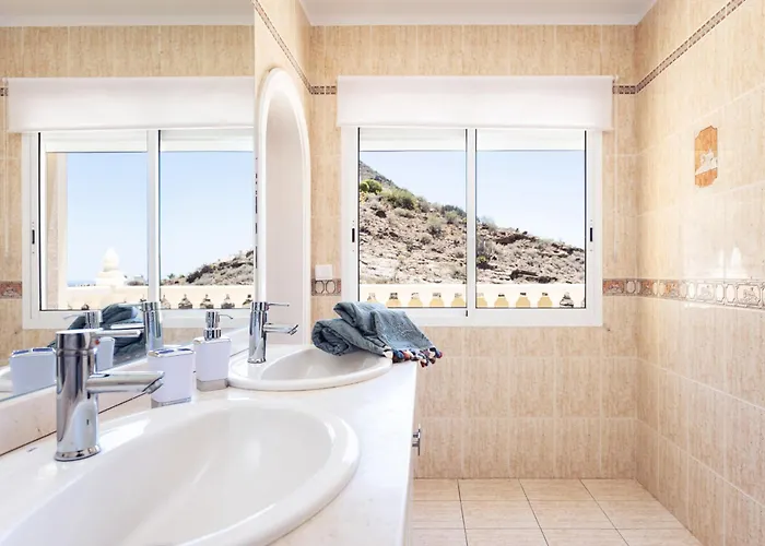 Luxurious 1,5 Kilometers From